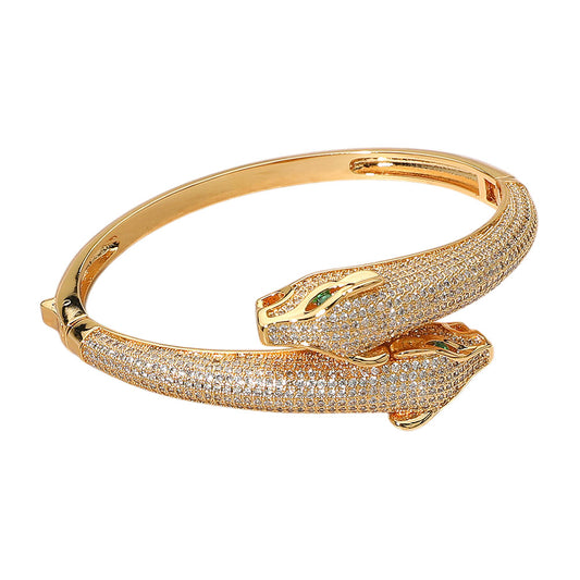 QUINTON BANGLE