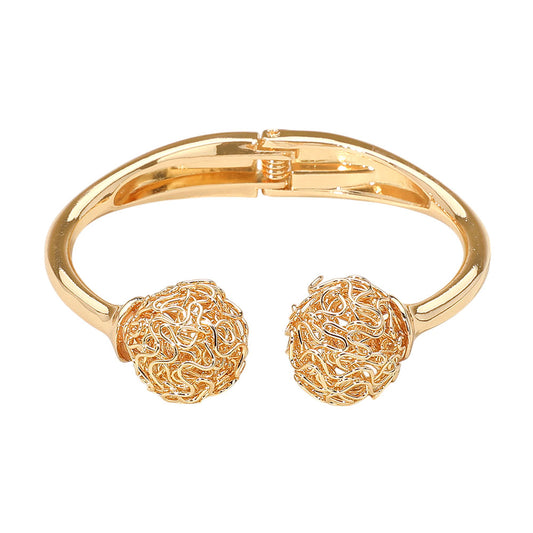TWISTED BALL CUFF