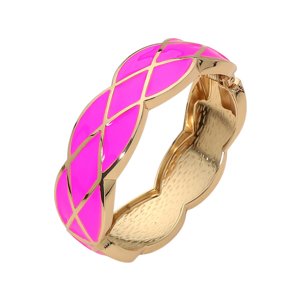VIRELLE QUILTED ENAMEL BANGLE