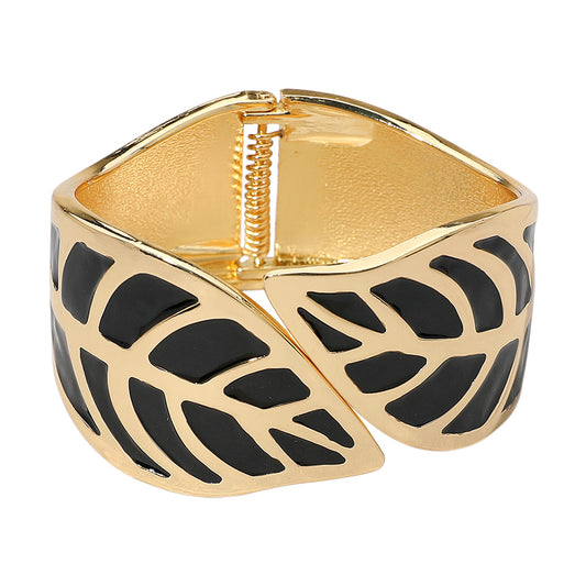 WIDE LEAF BANGLE BRACELET